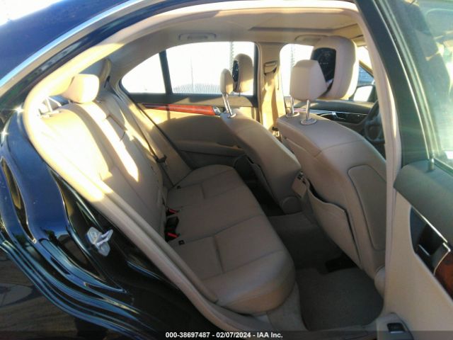 Photo 7 VIN: WDDGF8BB9BR182361 - MERCEDES-BENZ C 300 