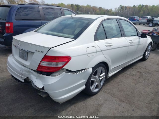 Photo 3 VIN: WDDGF8BB9BR184210 - MERCEDES-BENZ C 300 