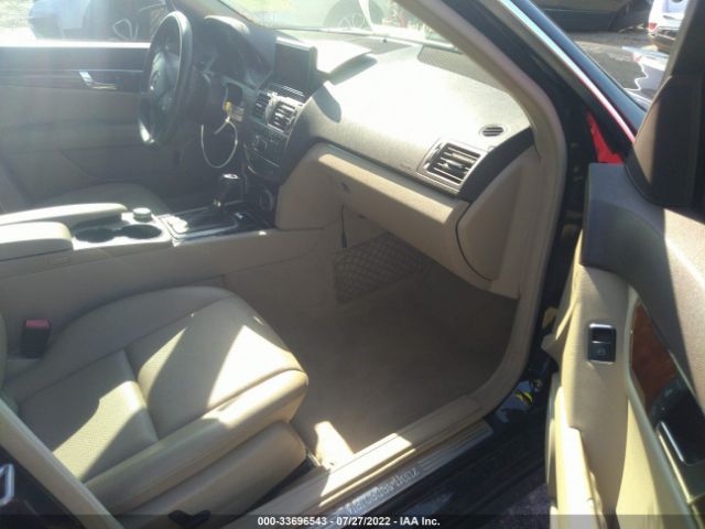 Photo 4 VIN: WDDGF8BB9BR186751 - MERCEDES-BENZ C-CLASS 