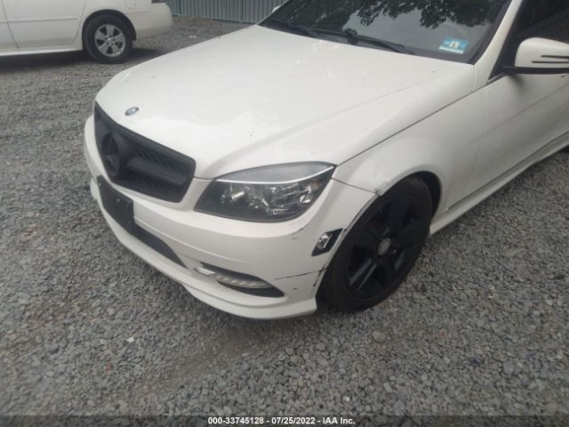 Photo 5 VIN: WDDGF8BB9BR186832 - MERCEDES-BENZ C-CLASS 