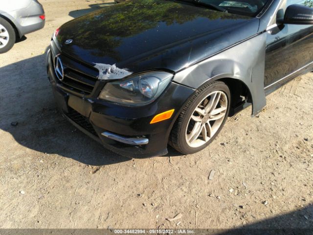 Photo 5 VIN: WDDGF8BB9CA633398 - MERCEDES-BENZ C-CLASS 