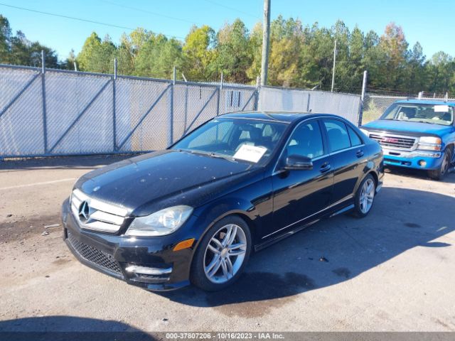 Photo 1 VIN: WDDGF8BB9CA690636 - MERCEDES-BENZ C 300 