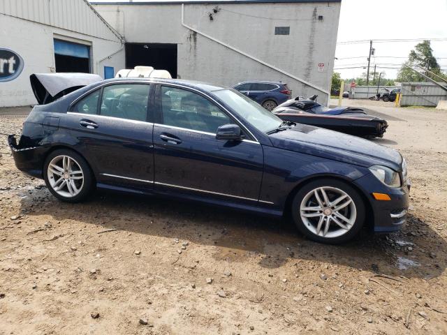 Photo 3 VIN: WDDGF8BB9CA708262 - MERCEDES-BENZ C 300 4MAT 