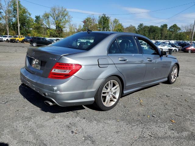 Photo 2 VIN: WDDGF8BB9CR205462 - MERCEDES-BENZ C-CLASS 