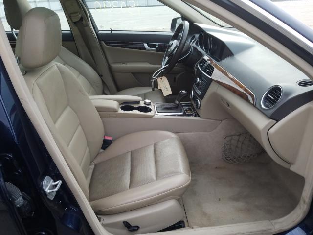 Photo 4 VIN: WDDGF8BB9CR207597 - MERCEDES-BENZ C 300 4MAT 