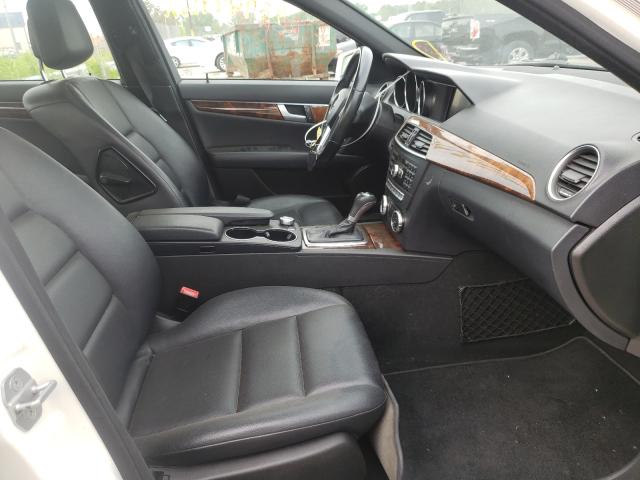 Photo 4 VIN: WDDGF8BB9CR207969 - MERCEDES-BENZ C 300 4MAT 