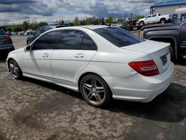 Photo 1 VIN: WDDGF8BB9CR227459 - MERCEDES-BENZ C-CLASS 