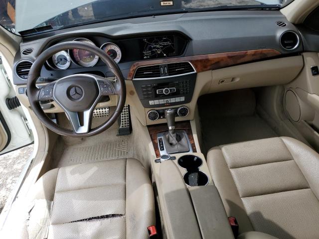 Photo 7 VIN: WDDGF8BB9CR227459 - MERCEDES-BENZ C-CLASS 