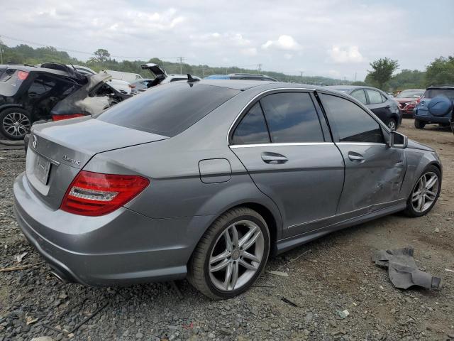 Photo 2 VIN: WDDGF8BB9CR229292 - MERCEDES-BENZ C 300 4MAT 