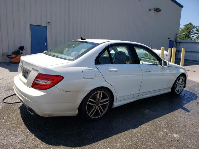 Photo 2 VIN: WDDGF8BB9CR230412 - MERCEDES-BENZ C-CLASS 