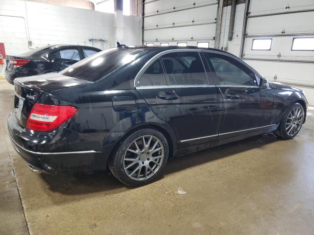 Photo 2 VIN: WDDGF8BB9CR235819 - MERCEDES-BENZ C-CLASS 