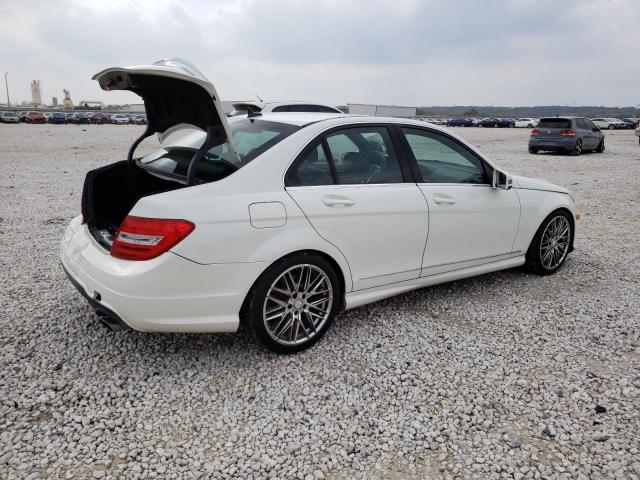 Photo 2 VIN: WDDGF8BB9CR237828 - MERCEDES-BENZ C 300 4MAT 