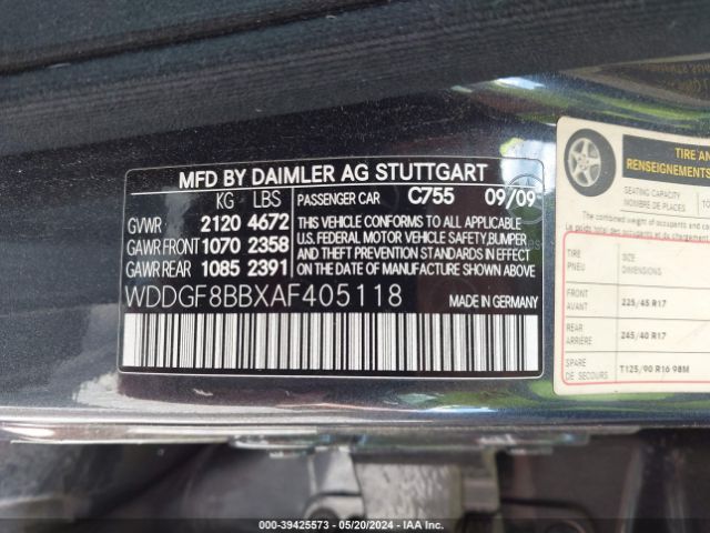 Photo 8 VIN: WDDGF8BBXAF405118 - MERCEDES-BENZ C 300 