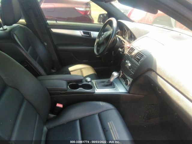 Photo 4 VIN: WDDGF8BBXAR086446 - MERCEDES-BENZ C-CLASS 