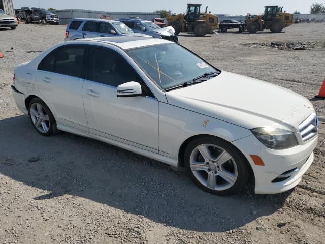 Photo 3 VIN: WDDGF8BBXBR142547 - MERCEDES-BENZ C 300 4MAT 