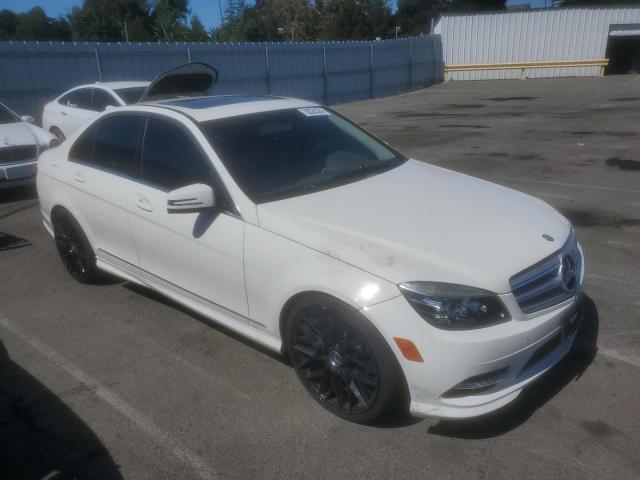 Photo 3 VIN: WDDGF8BBXBR143147 - MERCEDES-BENZ C 300 4MAT 