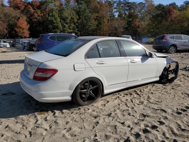 Photo 2 VIN: WDDGF8BBXBR156822 - MERCEDES-BENZ C300 