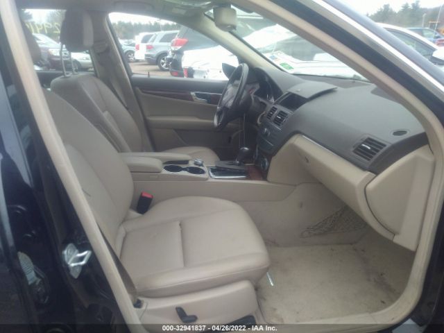 Photo 4 VIN: WDDGF8BBXBR176553 - MERCEDES-BENZ C-CLASS 