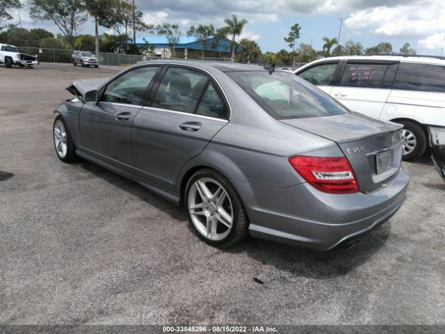 Photo 2 VIN: WDDGF8BBXCF924494 - MERCEDES-BENZ C-CLASS 