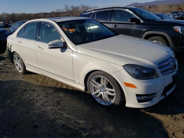 Photo 3 VIN: WDDGF8BBXCR195220 - MERCEDES-BENZ C 300 4MAT 