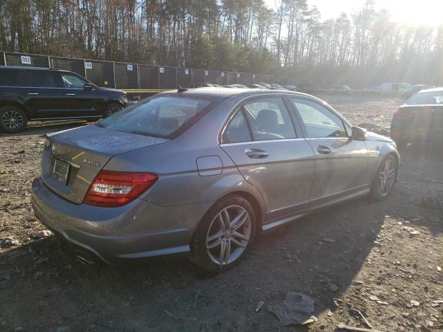 Photo 2 VIN: WDDGF8BBXCR203896 - MERCEDES-BENZ C 300 4MAT 