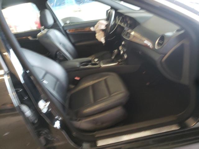 Photo 4 VIN: WDDGF8BBXCR206944 - MERCEDES-BENZ C 300 4MAT 