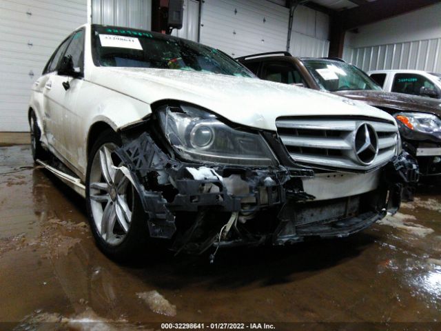 Photo 5 VIN: WDDGF8BBXCR217457 - MERCEDES-BENZ C-CLASS 