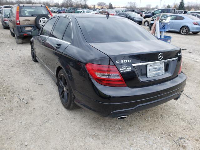 Photo 2 VIN: WDDGF8BBXCR237756 - MERCEDES-BENZ C 300 4MAT 