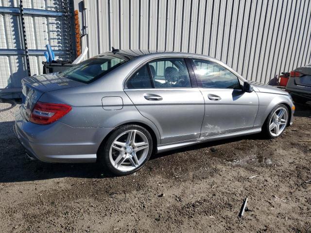 Photo 2 VIN: WDDGF8BBXCR240608 - MERCEDES-BENZ C 300 4MAT 