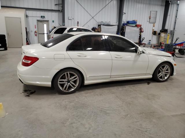 Photo 2 VIN: WDDGF8FB6CA673027 - MERCEDES-BENZ C-CLASS 