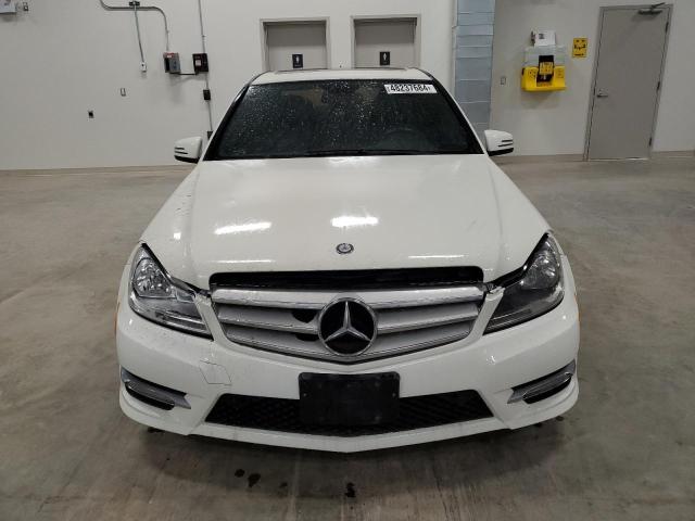 Photo 4 VIN: WDDGF8FB6CA673027 - MERCEDES-BENZ C-CLASS 