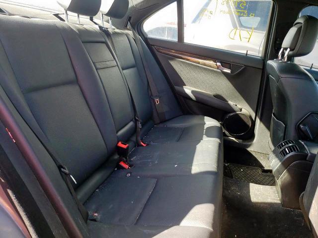 Photo 5 VIN: WDDGF8FB8AF439939 - MERCEDES-BENZ C 250 4MAT 