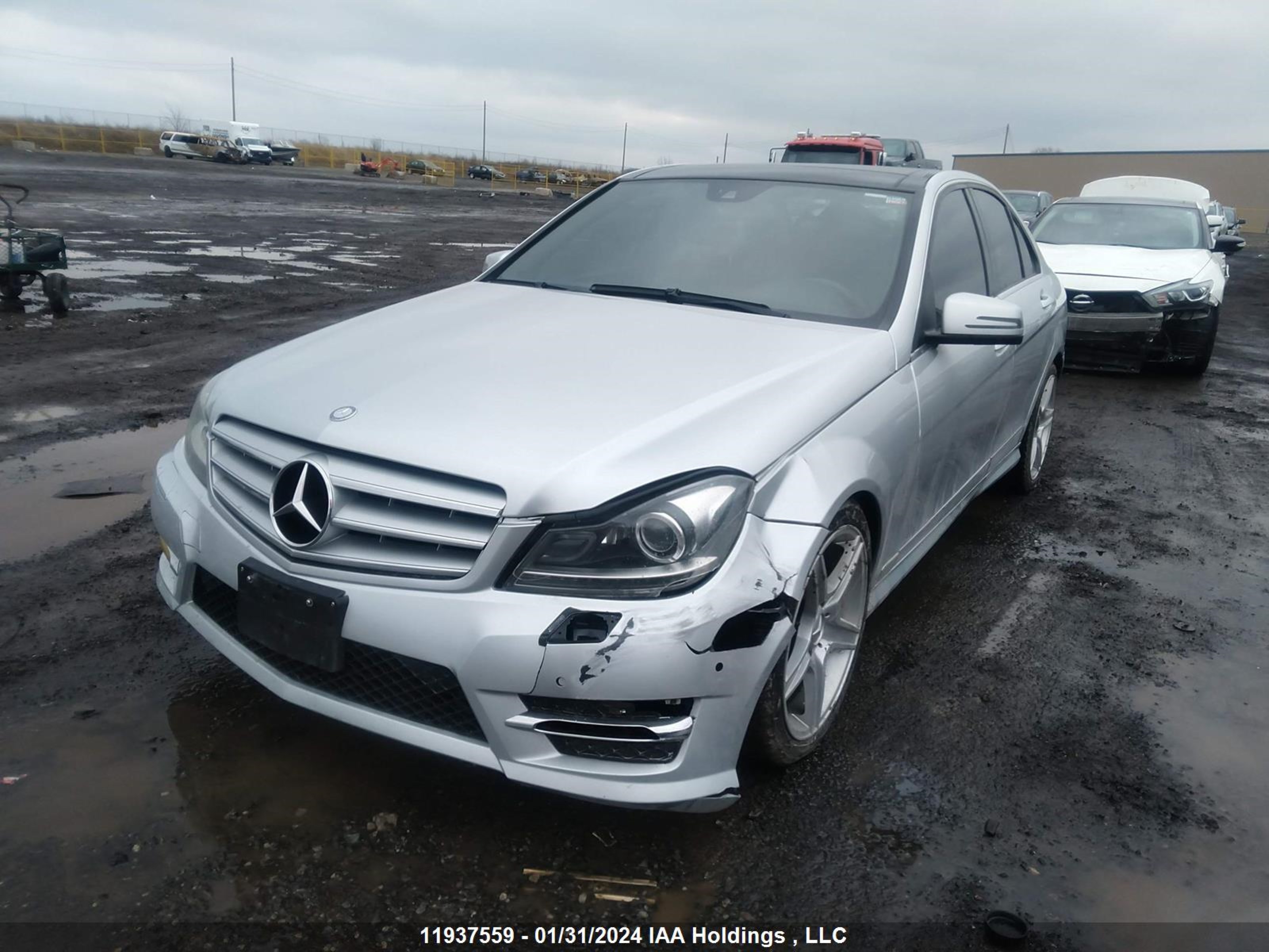 Photo 1 VIN: WDDGF8JB6DA765456 - MERCEDES-BENZ C 350 4MAT 