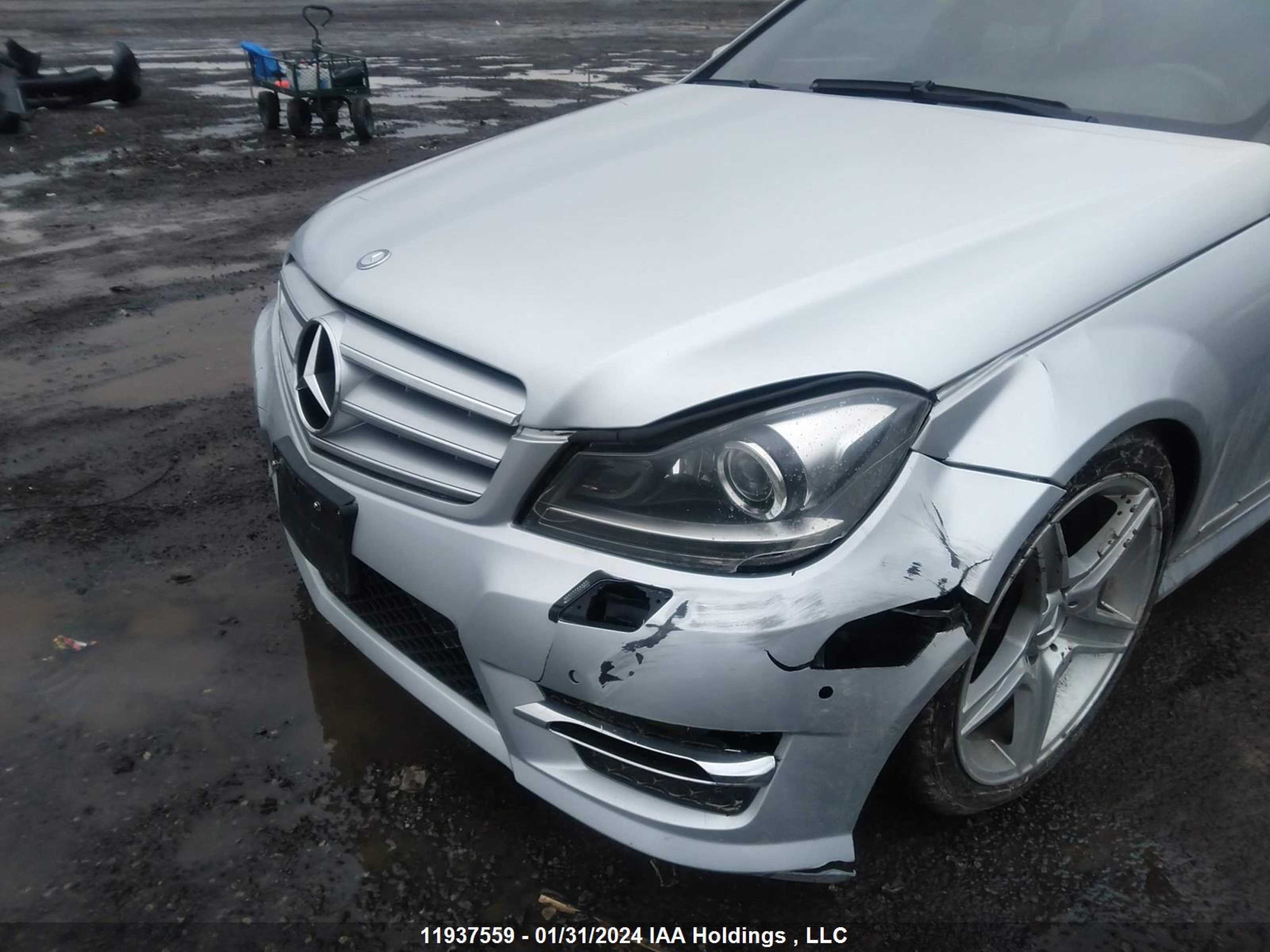 Photo 5 VIN: WDDGF8JB6DA765456 - MERCEDES-BENZ C 350 4MAT 