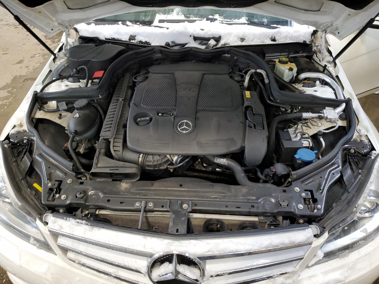 Photo 10 VIN: WDDGF8JB8CA689723 - MERCEDES-BENZ C-KLASSE 