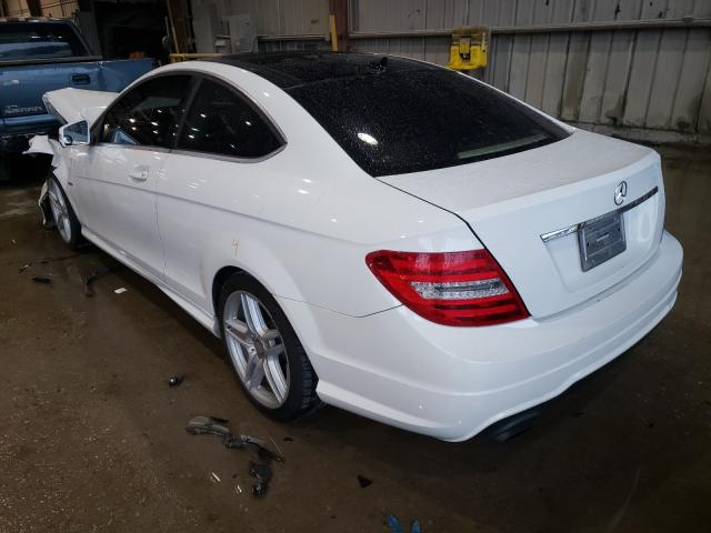 Photo 2 VIN: WDDGJ4HB0CF749039 - MERCEDES-BENZ C 250 