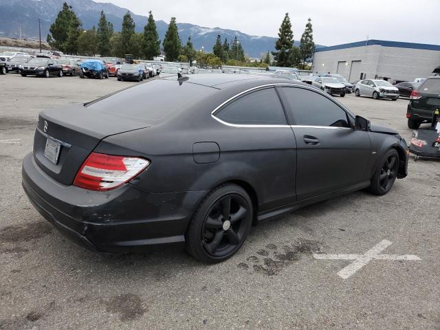 Photo 2 VIN: WDDGJ4HB0CF797575 - MERCEDES-BENZ C 250 