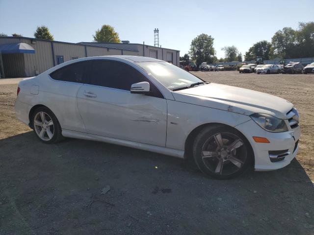 Photo 3 VIN: WDDGJ4HB0CF896347 - MERCEDES-BENZ C 250 