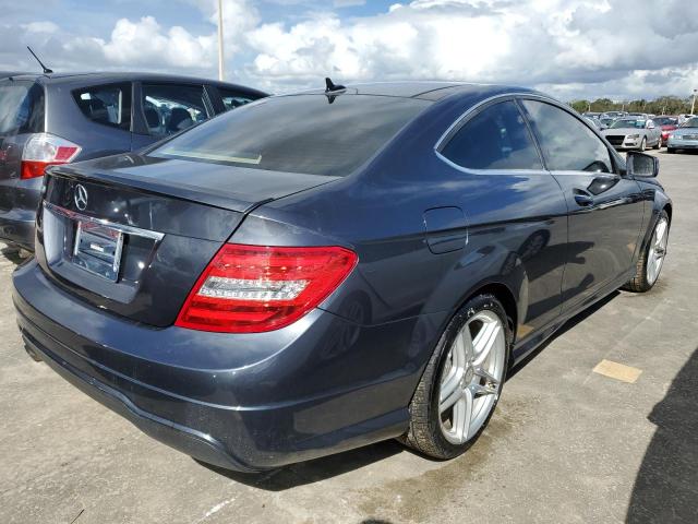 Photo 3 VIN: WDDGJ4HB0DF971596 - MERCEDES-BENZ C 250 