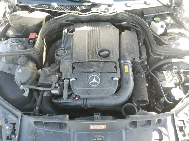 Photo 6 VIN: WDDGJ4HB0EG191075 - MERCEDES-BENZ C 250 