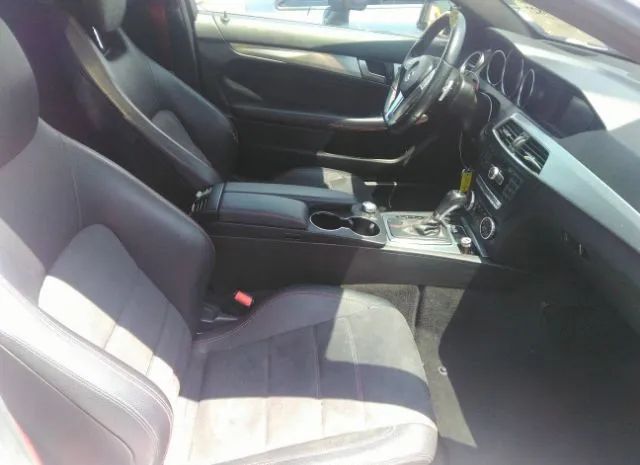 Photo 4 VIN: WDDGJ4HB0EG267295 - MERCEDES-BENZ C 250 