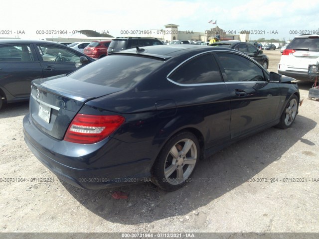 Photo 3 VIN: WDDGJ4HB1CF745694 - MERCEDES-BENZ C-CLASS 