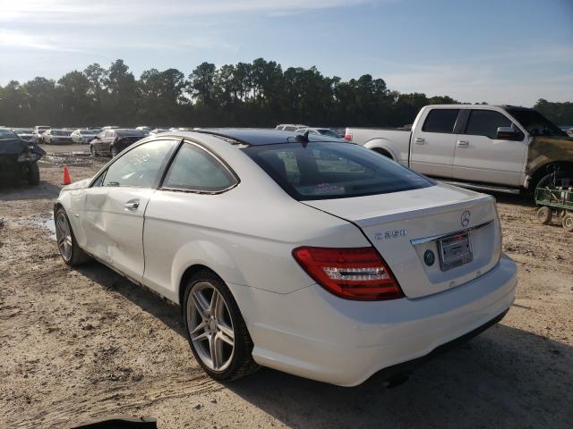 Photo 2 VIN: WDDGJ4HB1CF933504 - MERCEDES-BENZ C 250 