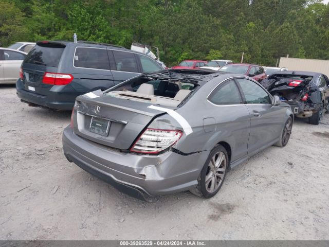 Photo 3 VIN: WDDGJ4HB1DG003890 - MERCEDES-BENZ C 