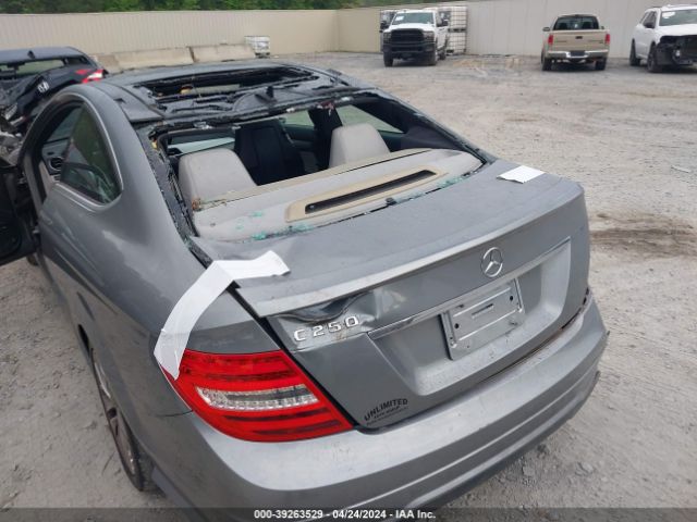 Photo 5 VIN: WDDGJ4HB1DG003890 - MERCEDES-BENZ C 