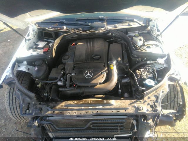 Photo 9 VIN: WDDGJ4HB1EG201130 - MERCEDES-BENZ C 250 