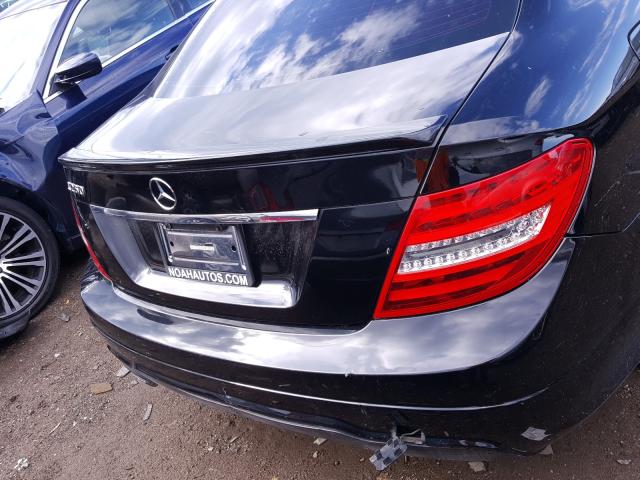 Photo 8 VIN: WDDGJ4HB1FG354222 - MERCEDES-BENZ C 250 