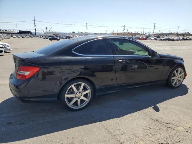 Photo 2 VIN: WDDGJ4HB1FG377239 - MERCEDES-BENZ C 250 