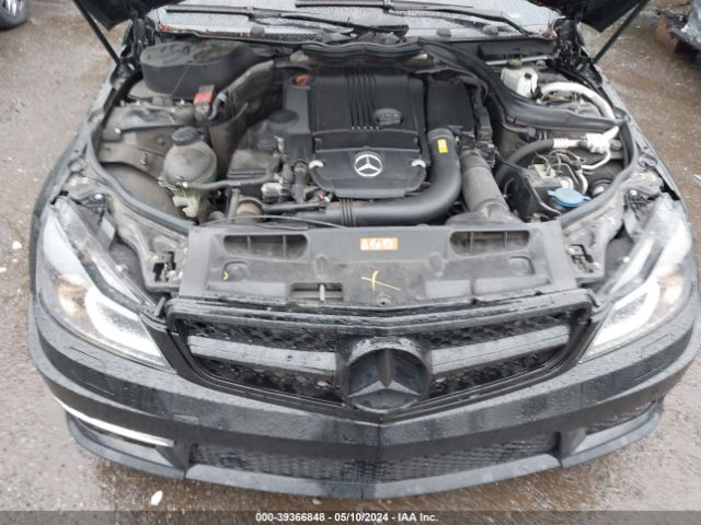 Photo 9 VIN: WDDGJ4HB2CF854617 - MERCEDES-BENZ C 250 