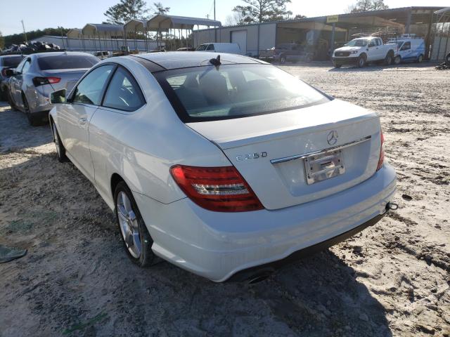 Photo 2 VIN: WDDGJ4HB2CF854696 - MERCEDES-BENZ C 250 